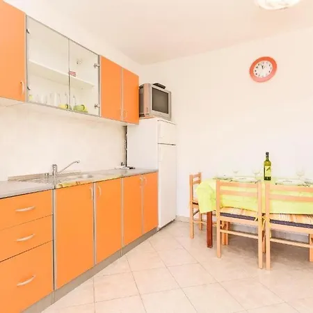 דירה By The Sea Zaboric, - 22720 שיבניק