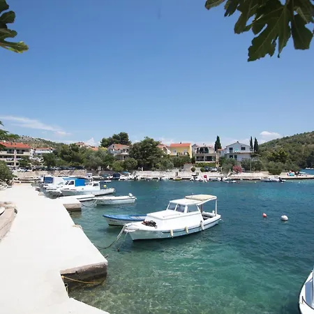 By The Sea Zaboric, - 22720 * Szybenik