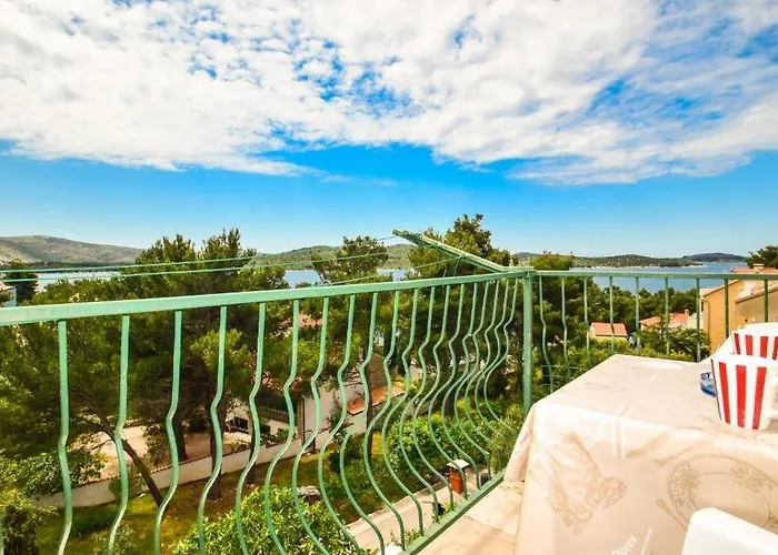 דירה By The Sea Zaboric, - 22720 *